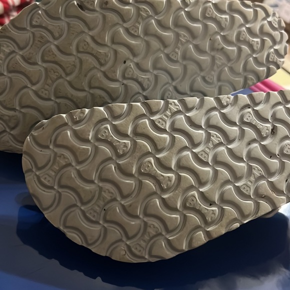 Metallic Birkenstock Thongs - Picture 4 of 5